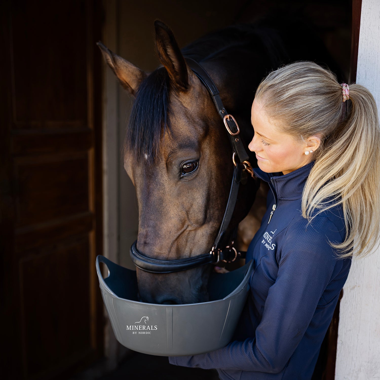 Lock + Flexi Foderskål Minerals by Nordic 10 L